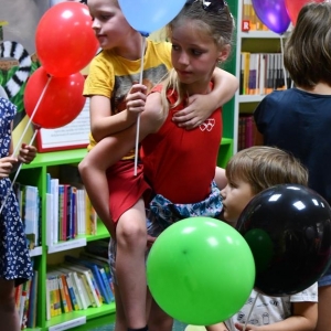 Dzieci z balonikami-4